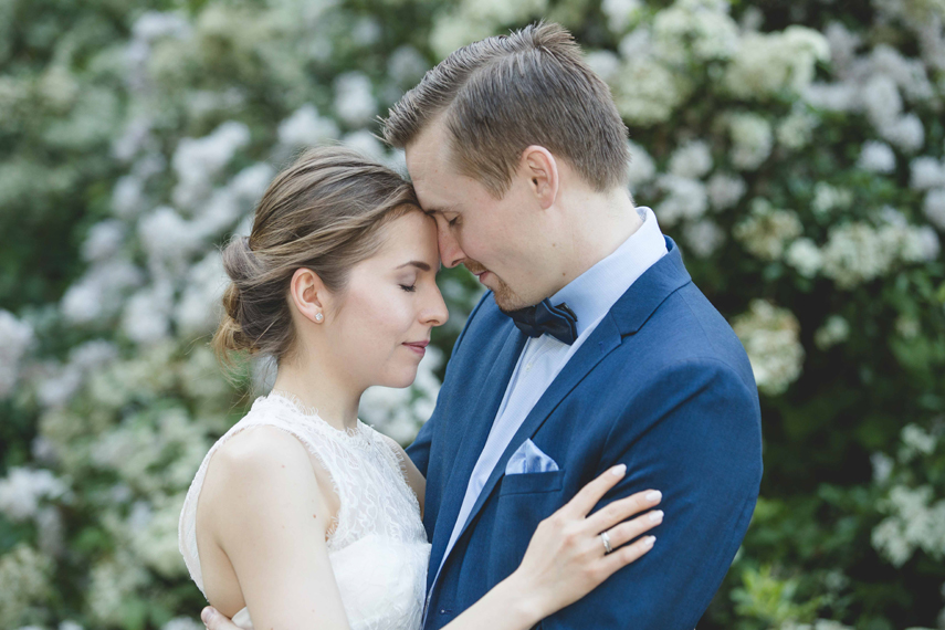 Bride and groom portraits in London
